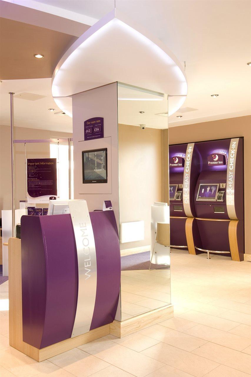Premier Inn Sheffield City Centre Buitenkant foto