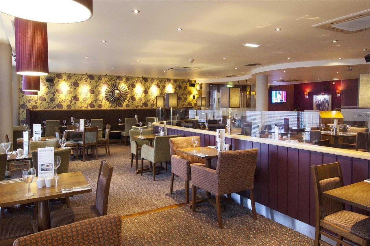 Premier Inn Sheffield City Centre Buitenkant foto