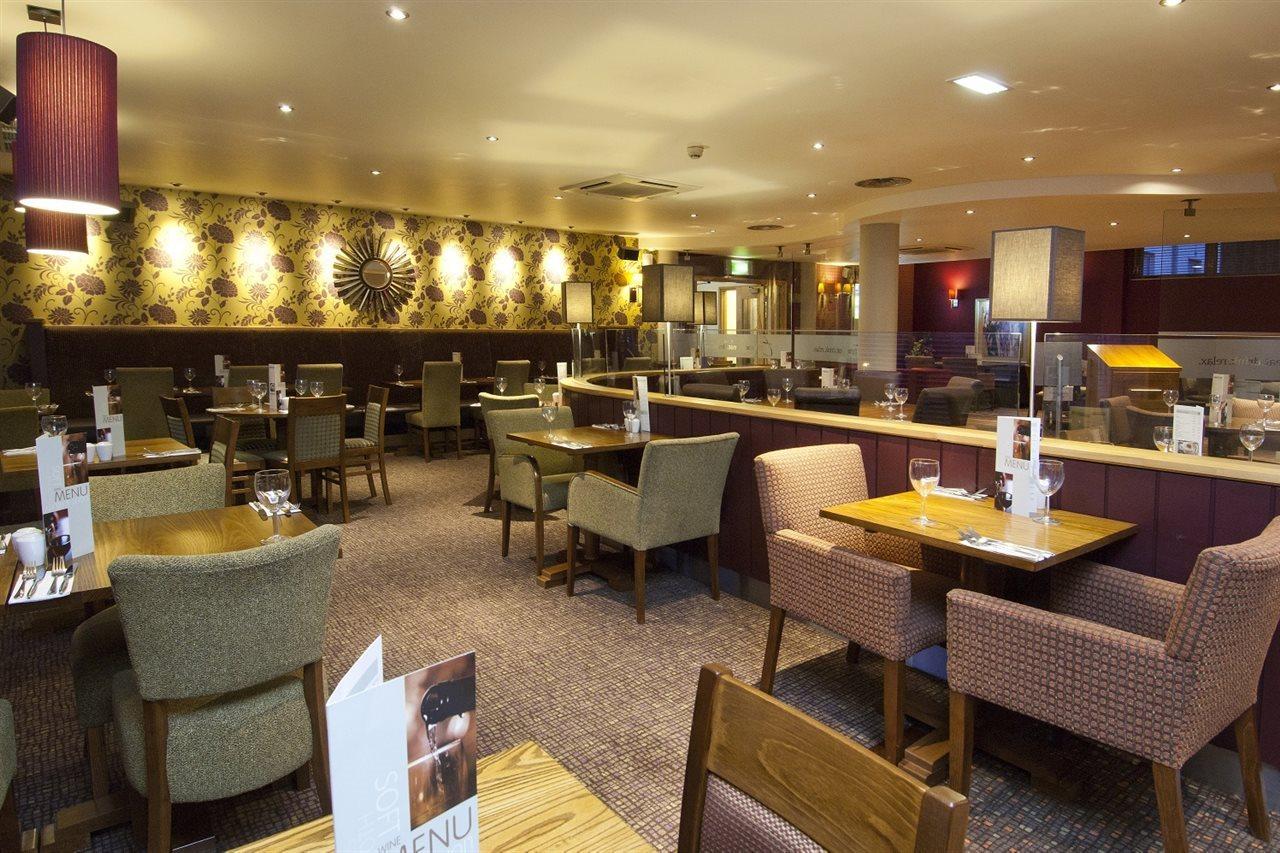 Premier Inn Sheffield City Centre Buitenkant foto