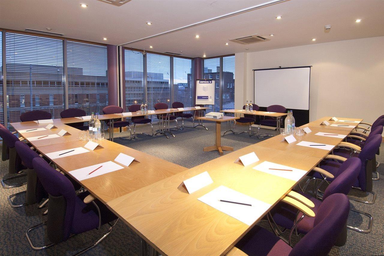 Premier Inn Sheffield City Centre Buitenkant foto