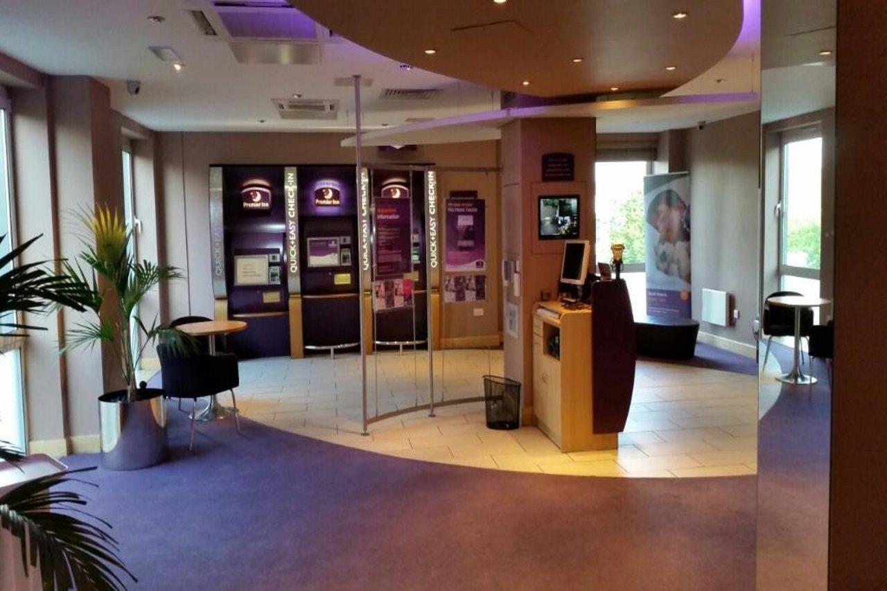 Premier Inn Sheffield City Centre Buitenkant foto