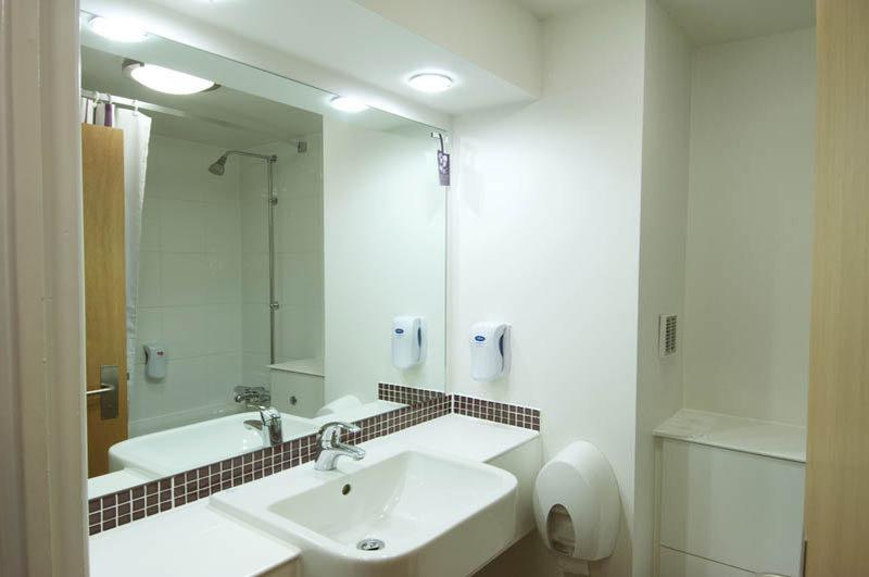 Premier Inn Sheffield City Centre Buitenkant foto